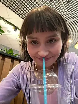 Snapshot of bigbabykiki chatting on 12-15-24, 12:49 bigbabykiki online show from 12-15-24, 12:49