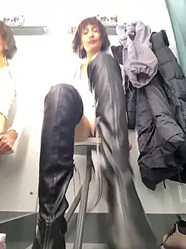 Snapshot of bigbabykiki chatting on 12-16-24, 09:14 bigbabykiki online show from 12-16-24, 09:14