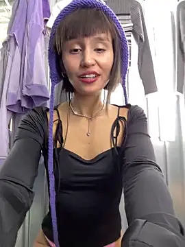 Snapshot of bigbabykiki chatting on 12-17-24, 09:17 bigbabykiki online show from 12-17-24, 09:17