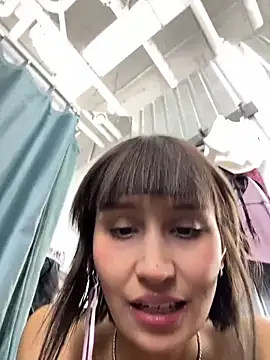 Snapshot of bigbabykiki chatting on 12-24-24, 09:39 bigbabykiki online show from 12-24-24, 09:39