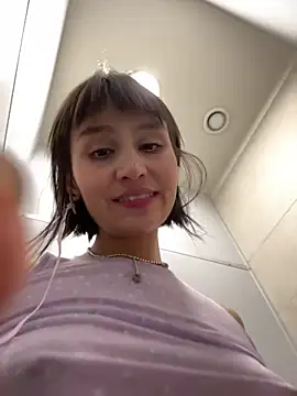 Snapshot of bigbabykiki chatting on 12-26-24, 10:05 bigbabykiki online show from 12-26-24, 10:05