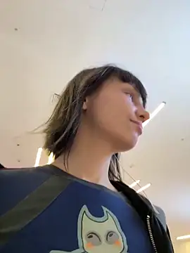 Snapshot of bigbabykiki chatting on 02-01-25, 01:20 bigbabykiki online show from 02-01-25, 01:20