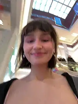 Snapshot of bigbabykiki chatting on 02-02-25, 01:30 bigbabykiki online show from 02-02-25, 01:30