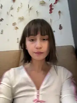 Snapshot of bigbabykiki chatting on 02-19-25, 06:44 bigbabykiki online show from 02-19-25, 06:44