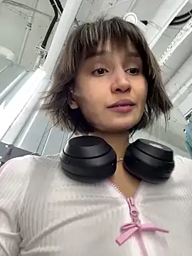 Snapshot of bigbabykiki chatting on 02-21-25, 05:13 bigbabykiki online show from 02-21-25, 05:13