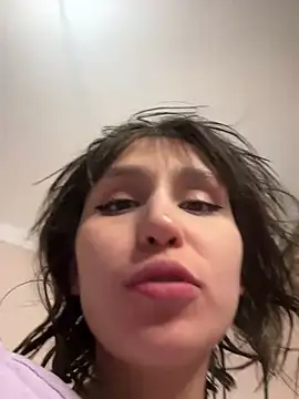 Snapshot of bigbabykiki chatting on 03-09-25, 07:26 bigbabykiki online show from 03-09-25, 07:26