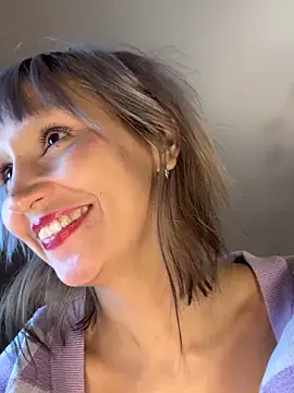 Snapshot of bigbabykiki chatting on 10-18-25, 03:24 bigbabykiki online show from 10-18-25, 03:24