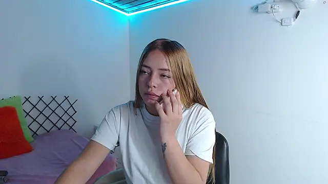 karla charloby online show from 09-23-25, 01:14