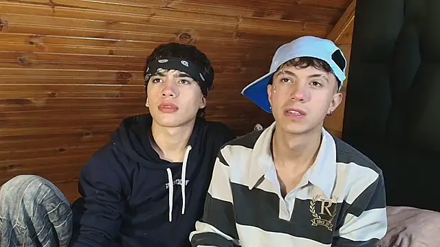 Snapshot of Justyn_Ross chatting on 10-26-25, 04:51 Justyn Ross online show from 10-26-25, 04:51