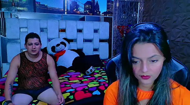 Snapshot of ValentinaAndTerry chatting on 03-22-25, 07:09 ValentinaAndTerry online show from 03-22-25, 07:09