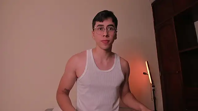 Snapshot of Alexx_oconnor chatting on 01-15-25, 06:12 Alexx oconnor online show from 01-15-25, 06:12