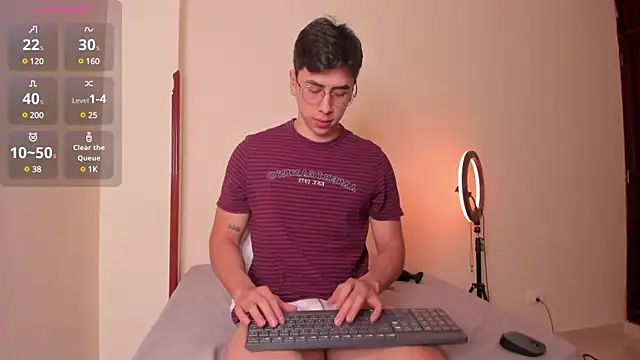 Snapshot of Alexx_oconnor chatting on 02-11-25, 02:35 Alexx oconnor online show from 02-11-25, 02:35