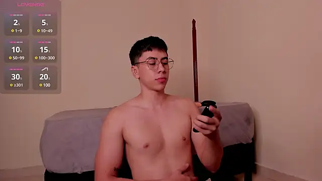 Snapshot of Alexx_oconnor chatting on 03-01-25, 04:22 Alexx oconnor online show from 03-01-25, 04:22