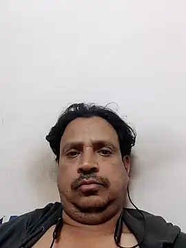 Snapshot of Raj1043 chatting on 12-15-24, 05:31 Raj1043 online show from 12-15-24, 05:31