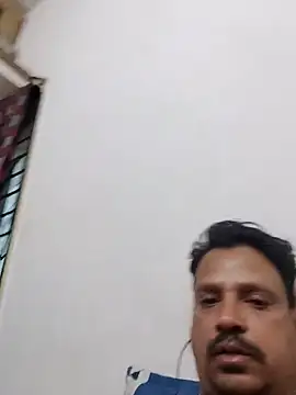 Snapshot of Raj1043 chatting on 02-25-25, 06:20 Raj1043 online show from 02-25-25, 06:20