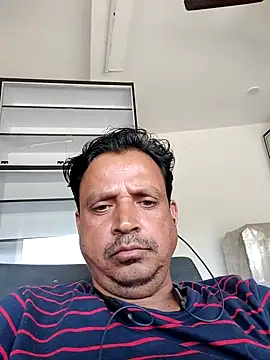 Snapshot of Raj1043 chatting on 10-15-25, 06:35 Raj1043 online show from 10-15-25, 06:35