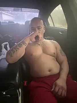 Snapshot of EatMyCake831 chatting on 12-28-24, 05:46 EatMyCake831 online show from 12-28-24, 05:46