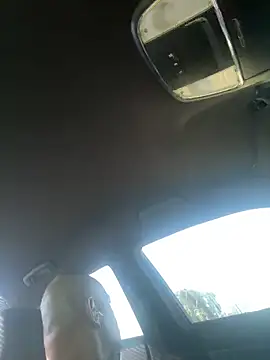 Snapshot of EatMyCake831 chatting on 10-29-25, 05:25 EatMyCake831 online show from 10-29-25, 05:25