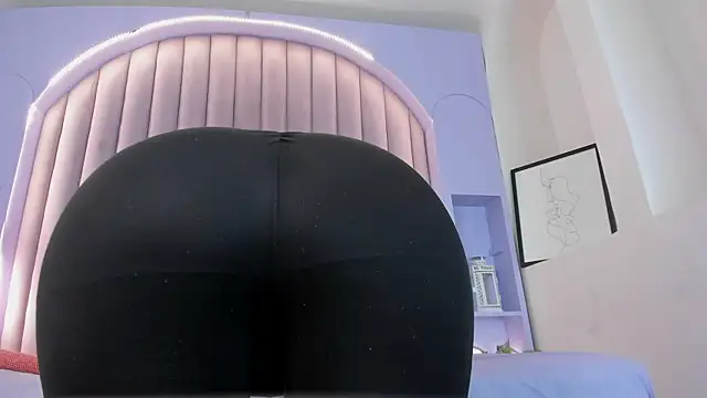 DulceAurora   online show from 11-29-25, 12:02