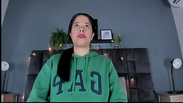 DulceAurora   online show from 03-24-26, 02:49