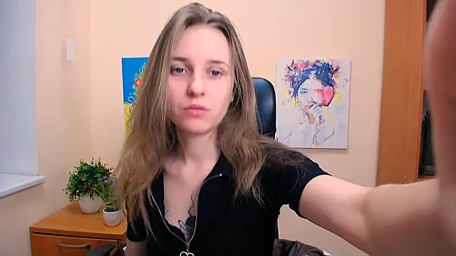 Snapshot of _Nicole_new chatting on 03-14-25, 12:29  Nicole new online show from 03-14-25, 12:29