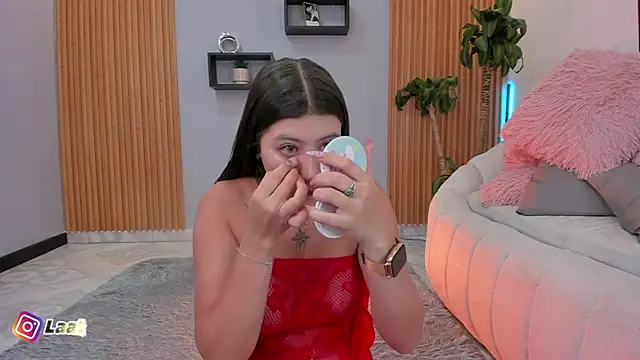 Aixaa charles online show from 12-04-25, 12:03