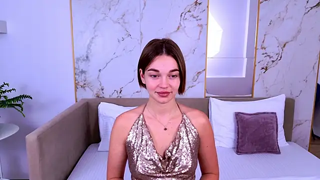 Snapshot of DanaLoved chatting on 02-06-25, 07:45 DanaLoved online show from 02-06-25, 07:45