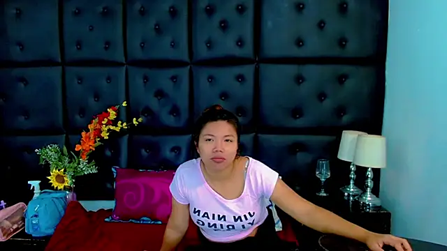 Isalombardi online show from 05-26-26, 02:40