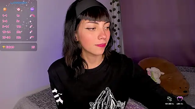 Snapshot of MiaGoth_ chatting on 01-12-25, 03:07 MiaGoth online show from 01-12-25, 03:07
