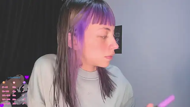 Snapshot of MiaGoth_ chatting on 09-12-25, 12:33 MiaGoth online show from 09-12-25, 12:33