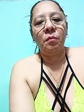 Snapshot of MATTHEW_MRANDA chatting on 05-21-26, 03:02 MATTHEW MRANDA online show from 05-21-26, 03:02