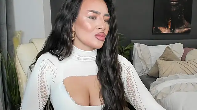 Sonia  Rey online show from 02-16-26, 04:58