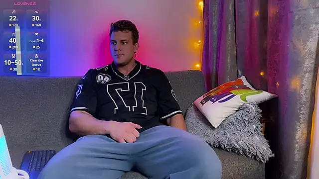 Adam misti online show from 12-15-24, 03:20