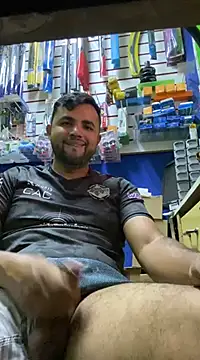 Snapshot of Sheik_z_o chatting on 03-12-25, 03:29 Sheik z o online show from 03-12-25, 03:29