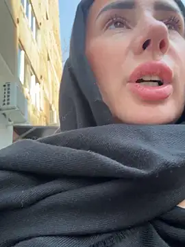 AnaRhodes online show from 02-25-25, 09:09