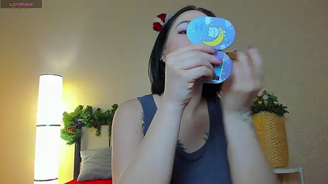 Snapshot of adell_berry chatting on 01-22-25, 01:42 adell berry online show from 01-22-25, 01:42