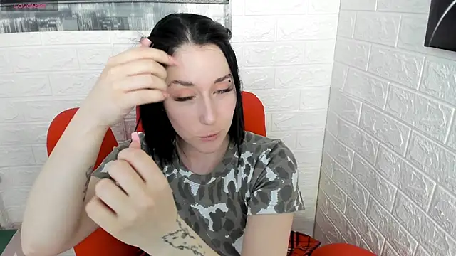 Snapshot of adell_berry chatting on 02-22-25, 10:29 adell berry online show from 02-22-25, 10:29