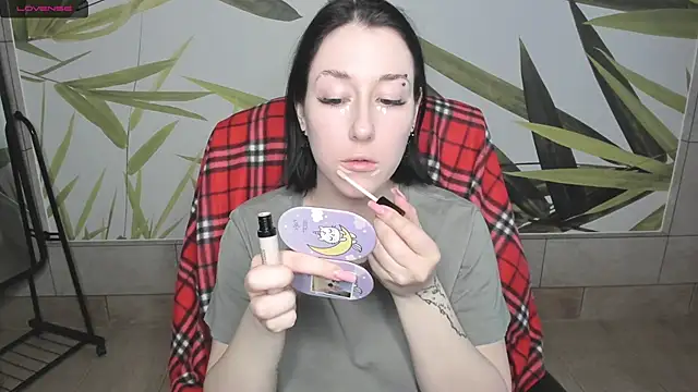 Snapshot of adell_berry chatting on 02-28-25, 02:09 adell berry online show from 02-28-25, 02:09