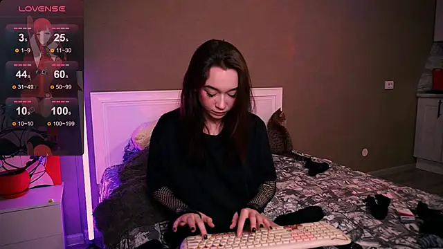 Kimiko   online show from 10-10-25, 10:25