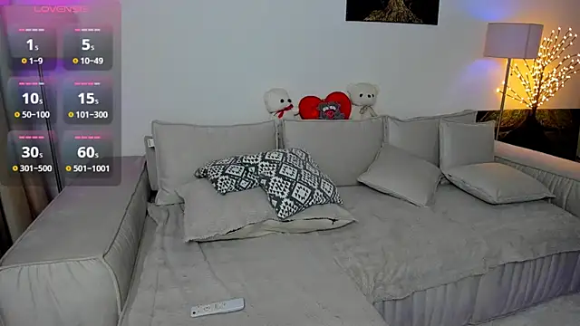 Queenofyouredreams online show from 12-07-24, 01:58