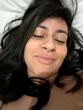 Snapshot of Blue_butterfly chatting on 09-14-25, 10:25 Blue butterfly online show from 09-14-25, 10:25