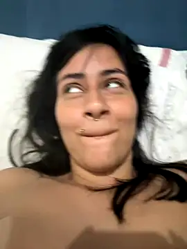 Snapshot of Blue_butterfly chatting on 09-29-25, 07:57 Blue butterfly online show from 09-29-25, 07:57