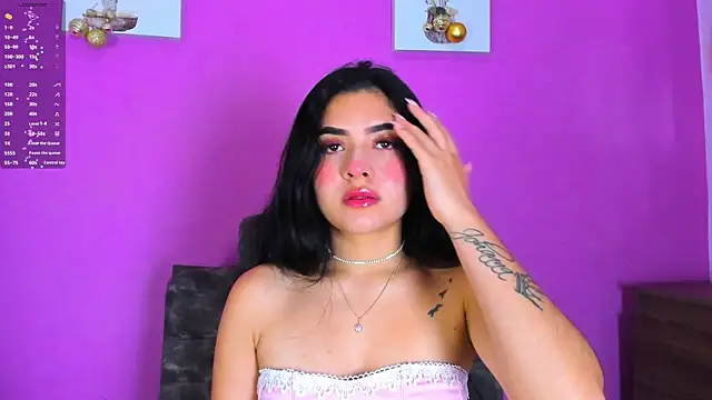 Snapshot of adara_johnson__ chatting on 01-13-25, 11:41 adara johnson online show from 01-13-25, 11:41