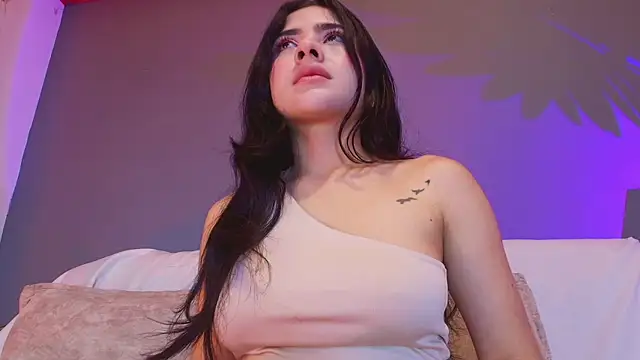 adara johnson   online show from 04-17-26, 11:46