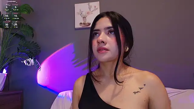 adara johnson   online show from 05-27-26, 12:24