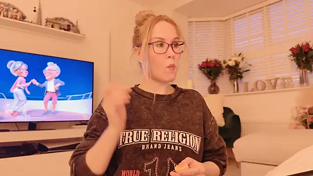 Myassistant online show from 04-20-26, 07:37