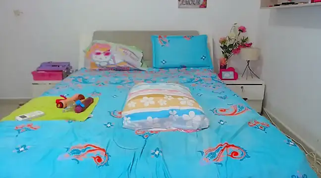 Kendralove31xxx online show from 12-18-24, 03:47