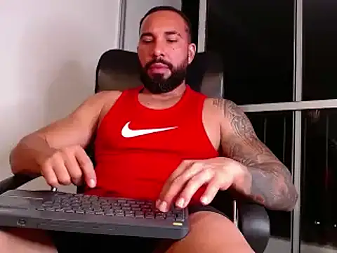 roman muscle online show from 02-21-25, 03:56