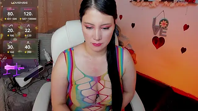 allison-sweet1 online show from 04-22-26, 04:37