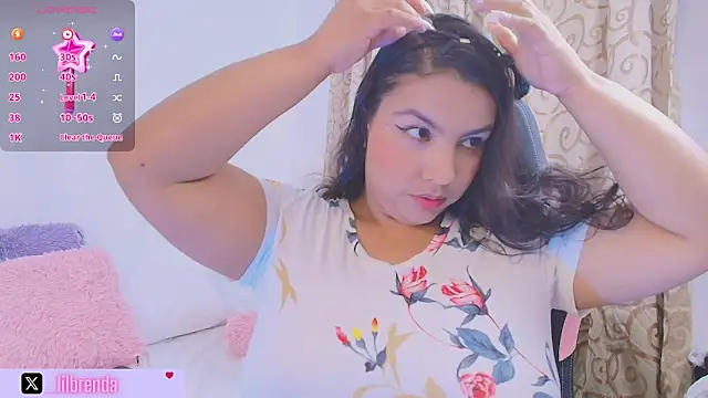 Brenda  gomez online show from 11-07-25, 06:24